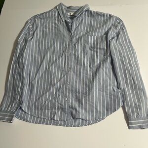 beachlunchlounge Women's Blue and White Striped Button-Down Shirt